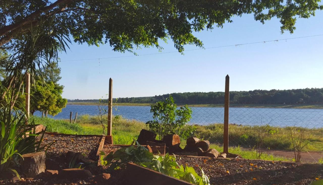 La Casa Del Lago Urugua-I Villa Puerto Iguazú Exteriör bild