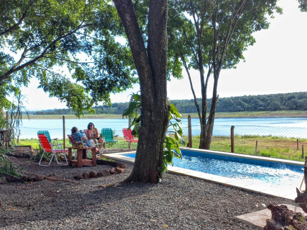 La Casa Del Lago Urugua-I Villa Puerto Iguazú Exteriör bild