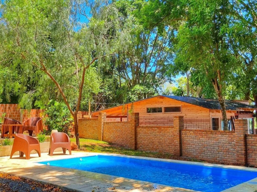 La Casa Del Lago Urugua-I Villa Puerto Iguazú Exteriör bild