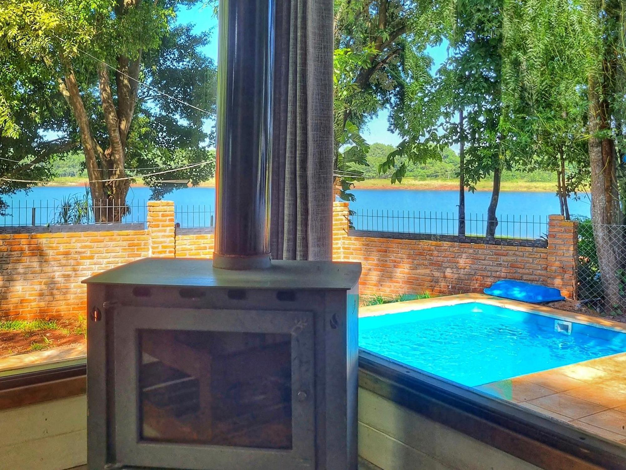 La Casa Del Lago Urugua-I Villa Puerto Iguazú Exteriör bild