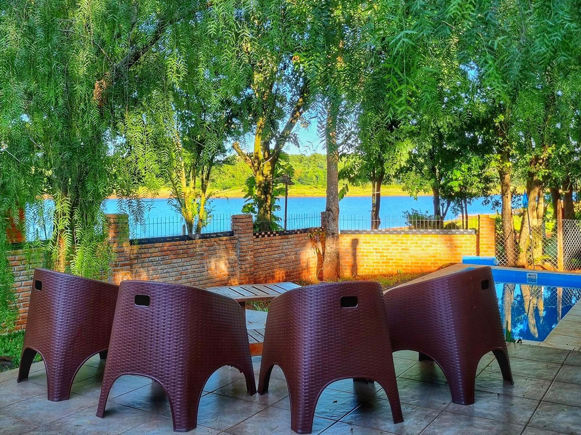 La Casa Del Lago Urugua-I Villa Puerto Iguazú Exteriör bild